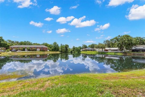 Condo in Tampa, Florida, 2 bedrooms № 2096395 - photo 27