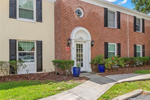 Condo in Tampa, Florida, 2 bedrooms № 2096395 - photo 2