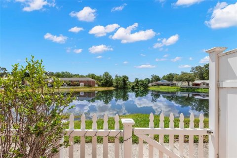 Condo in Tampa, Florida, 2 bedrooms № 2096395 - photo 24