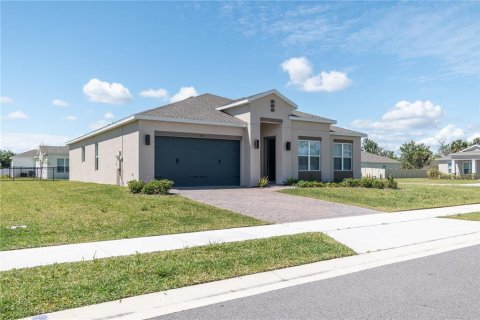Villa ou maison à louer à Merrit Island, Floride: 4 chambres, 241.55 m2 № 2101627 - photo 2