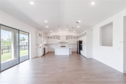 Villa ou maison à louer à Merrit Island, Floride: 4 chambres, 241.55 m2 № 2101627 - photo 7