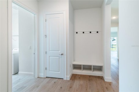 Villa ou maison à louer à Merrit Island, Floride: 4 chambres, 241.55 m2 № 2101627 - photo 25
