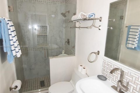 Townhouse in North Miami Beach, Florida 2 bedrooms, 138.05 sq.m. № 2022092 - photo 27