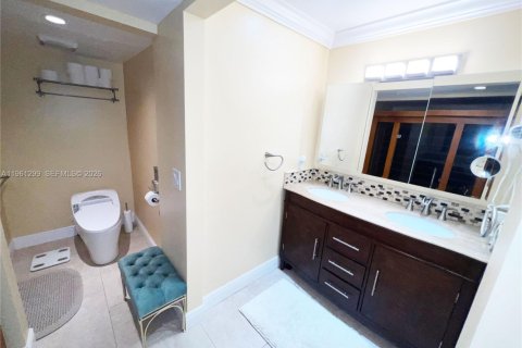 Townhouse in North Miami Beach, Florida 2 bedrooms, 138.05 sq.m. № 2022092 - photo 21