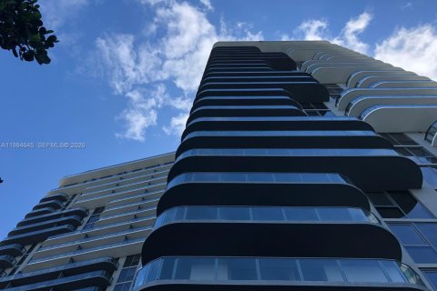 Condominio en venta en Miami, Florida, 2 dormitorios, 100.43 m2 № 2056321 - foto 19