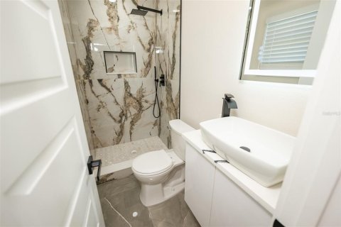 Casa en venta en Tampa, Florida, 4 dormitorios, 134.71 m2 № 1850252 - foto 29