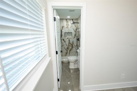 Casa en venta en Tampa, Florida, 4 dormitorios, 134.71 m2 № 1850252 - foto 26