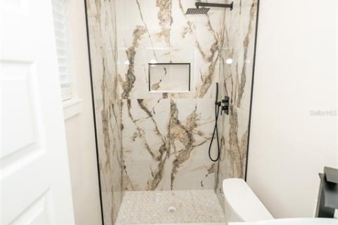 Casa en venta en Tampa, Florida, 4 dormitorios, 134.71 m2 № 1850252 - foto 27