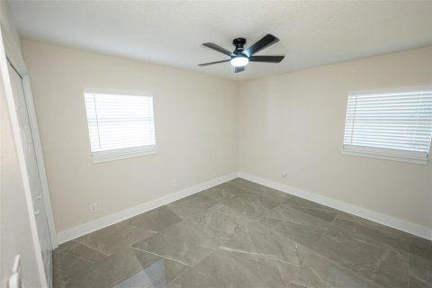 Casa en venta en Tampa, Florida, 4 dormitorios, 134.71 m2 № 1850252 - foto 24