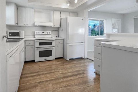 Condominio en venta en Sarasota, Florida, 2 dormitorios, 104.05 m2 № 1336770 - foto 11