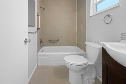 Condominio en venta en Sarasota, Florida, 2 dormitorios, 104.05 m2 № 1336770 - foto 15