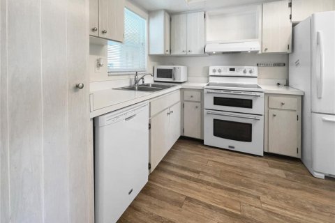 Condominio en venta en Sarasota, Florida, 2 dormitorios, 104.05 m2 № 1336770 - foto 10