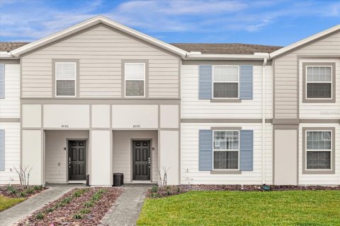 Townhouse in Davenport, Florida 5 bedrooms, 212.1 sq.m. № 1873130 - photo 1