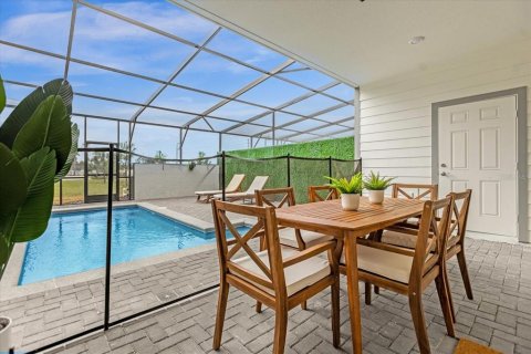 Townhouse in Davenport, Florida 5 bedrooms, 212.1 sq.m. № 1873130 - photo 20