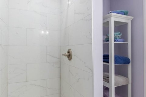 Купить виллу или дом в Палм-Бич-Гарденс, Флорида 6 комнат, 182.37м2, № 2088028 - фото 15