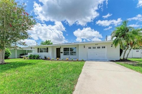Villa ou maison à Bradenton, Floride 2 chambres, 105.82 m2 № 2324690