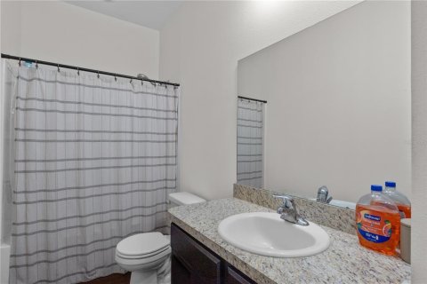 House in Dundee, Florida 4 bedrooms, 198.25 sq.m. № 1775503 - photo 7