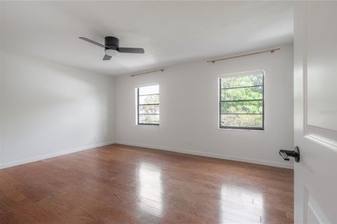Townhouse in Tampa, Florida 2 bedrooms, 118.91 sq.m. № 1912050 - photo 28