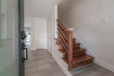 Adosado en alquiler en Tampa, Florida, 2 dormitorios, 118.91 m2 № 1912050 - foto 10