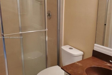 Copropriété à louer à Tamarac, Floride: 2 chambres, 86.03 m2 № 2062530 - photo 17