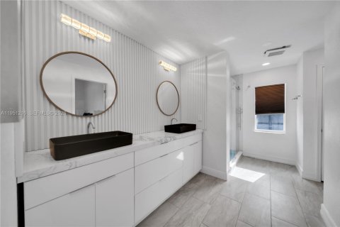 Купить виллу или дом в Кейп-Корал, Флорида 3 спальни, 204.38м2, № 2007259 - фото 14