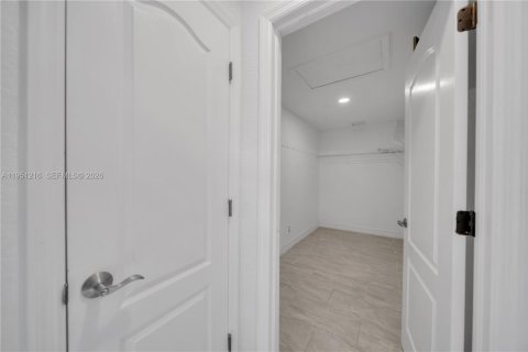 Купить виллу или дом в Кейп-Корал, Флорида 3 спальни, 204.38м2, № 2007259 - фото 15