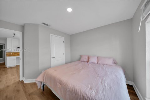 Купить виллу или дом в Кейп-Корал, Флорида 3 спальни, 204.38м2, № 2007259 - фото 11