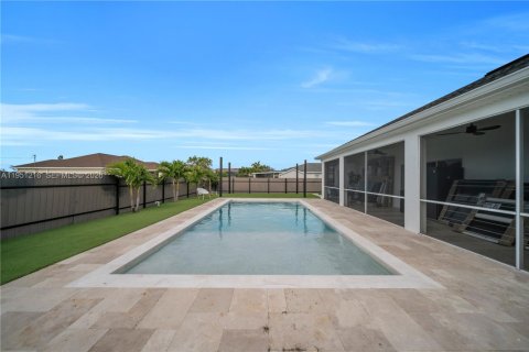 Купить виллу или дом в Кейп-Корал, Флорида 3 спальни, 204.38м2, № 2007259 - фото 17