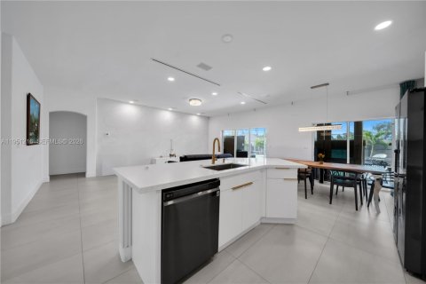 Купить виллу или дом в Кейп-Корал, Флорида 3 спальни, 204.38м2, № 2007259 - фото 26