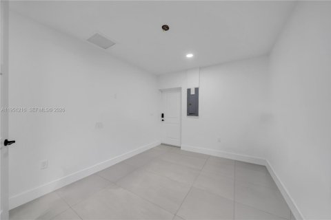 Купить виллу или дом в Кейп-Корал, Флорида 3 спальни, 204.38м2, № 2007259 - фото 24