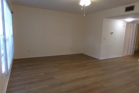 Copropriété à vendre à Clearwater, Floride: 1 chambre, 76.64 m2 № 2093662 - photo 7