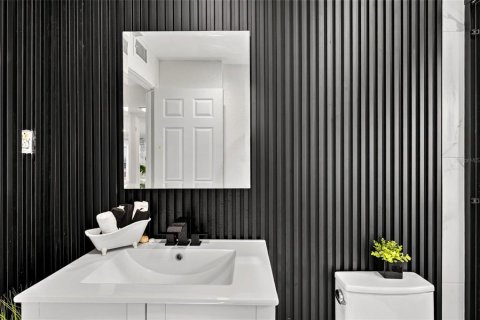 Villa ou maison à vendre à Titusville, Floride: 4 chambres, 291.71 m2 № 2408177 - photo 28