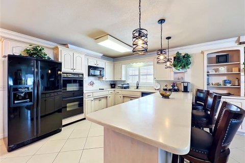 Villa ou maison à vendre à Orlando, Floride: 3 chambres, 281.12 m2 № 2287281 - photo 4
