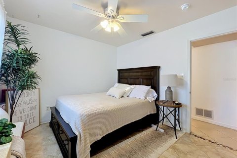 Villa ou maison à vendre à Orlando, Floride: 3 chambres, 281.12 m2 № 2287281 - photo 8
