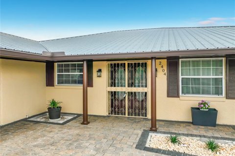Villa ou maison à vendre à Orlando, Floride: 3 chambres, 281.12 m2 № 2287281 - photo 3