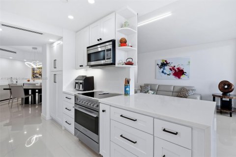 Купить кондоминиум в Авентура, Флорида 2 спальни, 149.29м2, № 1974045 - фото 13