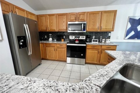 Villa ou maison à louer à Davenport, Floride: 4 chambres, 174.28 m2 № 2425225 - photo 6