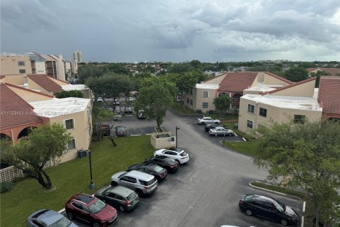 Copropriété à vendre à Miami, Floride: 2 chambres, 89 m2 № 1742409 - photo 28
