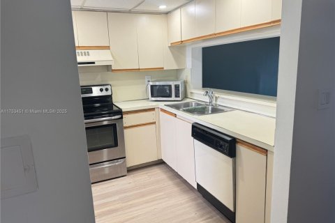 Copropriété à vendre à Miami, Floride: 2 chambres, 89 m2 № 1742409 - photo 5