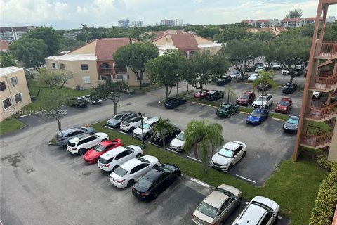 Copropriété à vendre à Miami, Floride: 2 chambres, 89 m2 № 1742409 - photo 27