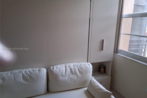 Condominio en venta en Pembroke Pines, Florida, 2 dormitorios № 2008694 - foto 22