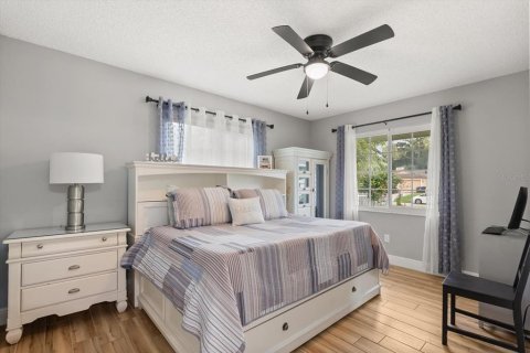 Casa en venta en Orlando, Florida, 3 dormitorios, 154.78 m2 № 1914676 - foto 12