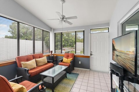 Casa en venta en Orlando, Florida, 3 dormitorios, 154.78 m2 № 1914676 - foto 19