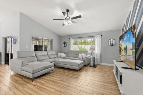 Casa en venta en Orlando, Florida, 3 dormitorios, 154.78 m2 № 1914676 - foto 3