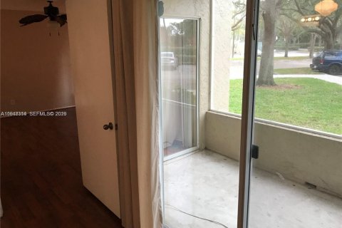 Снять в аренду кондоминиум в Делрей-Бич, Флорида 1 спальня, 51.84м2, № 2004346 - фото 4