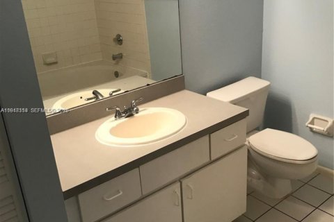 Снять в аренду кондоминиум в Делрей-Бич, Флорида 1 спальня, 51.84м2, № 2004346 - фото 6