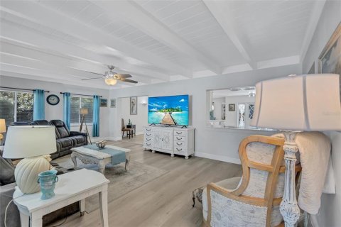 Villa ou maison à vendre à Saint Petersburg, Floride: 3 chambres, 191.56 m2 № 2430915 - photo 12