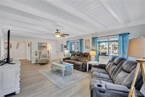 Villa ou maison à vendre à Saint Petersburg, Floride: 3 chambres, 191.56 m2 № 2430915 - photo 14
