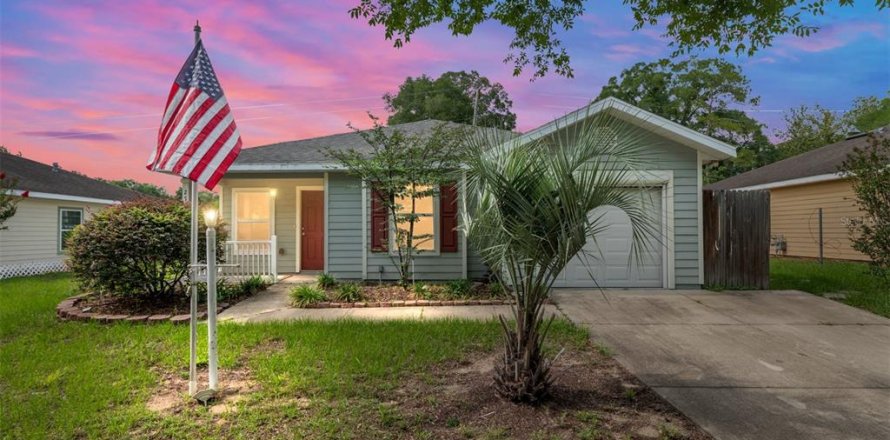 Villa ou maison à Gainesville, Floride 3 chambres, 109.35 m2 № 2394175