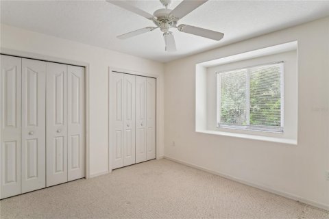House in Spring Hill, Florida 4 bedrooms, 232.07 sq.m. № 2152031 - photo 24
